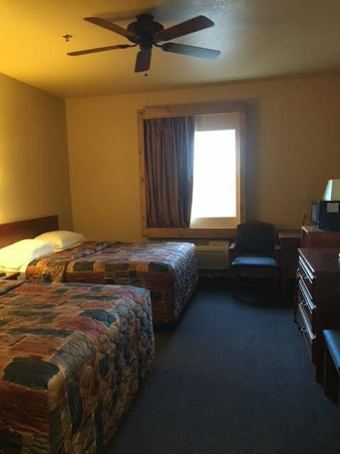 Travelodge By Wyndham Gillette Esterno foto